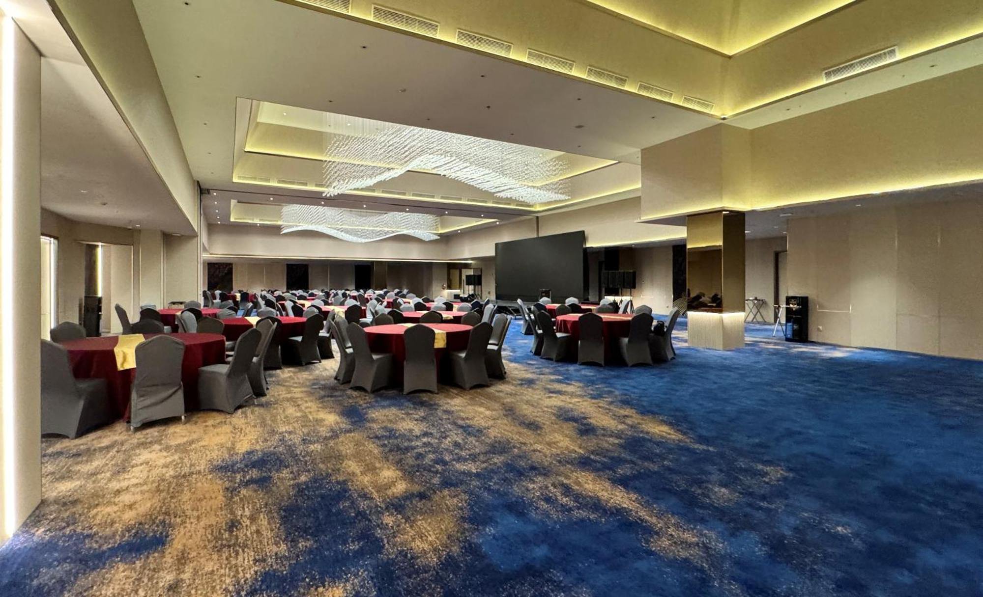 Pentacity Hotel Balikpapan Exterior photo