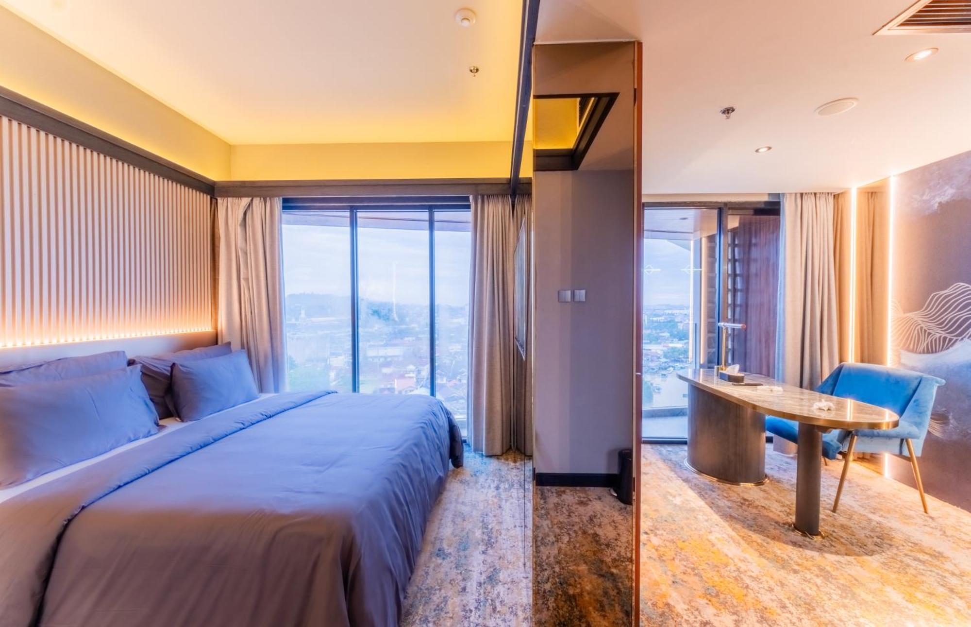 Pentacity Hotel Balikpapan Exterior photo
